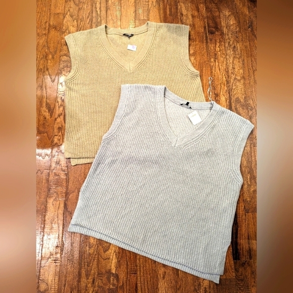 Sweater vest bundle, new with tags includes XL & XXL in gray & taupe - Picture 2 of 15